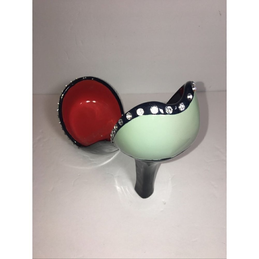 New England Patriots High Heel Shoe Wine Bottle Holder NFL Football Party - Picture 4 of 6